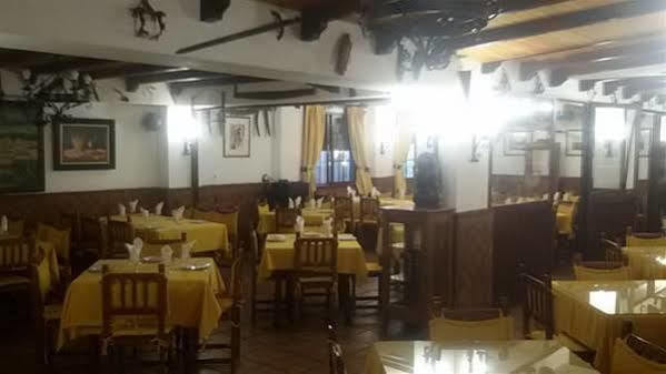ארקוס דה לה פרונטרה Hotel Restaurante Calderon מראה חיצוני תמונה