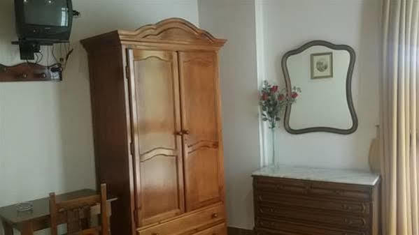 ארקוס דה לה פרונטרה Hotel Restaurante Calderon מראה חיצוני תמונה